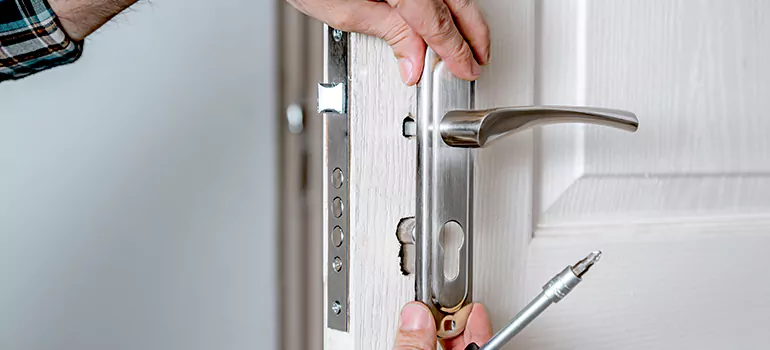 Front Door Knob Repair in Edgewater, FL