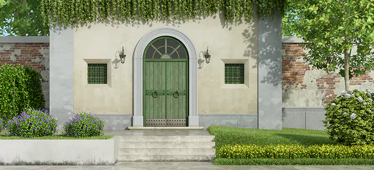 Weatherproof Screen Door in Edgewater, FL